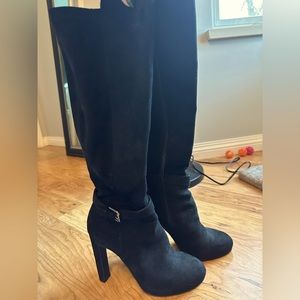 Le Chateau High Heeled Boots
